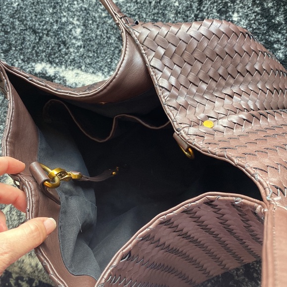 Deux Lux leather woven handbag - Picture 5 of 9